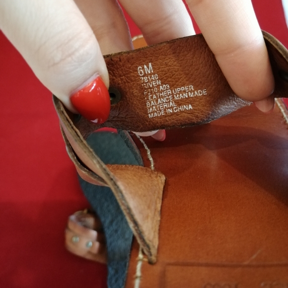 Frye sandals - Picture 7 of 7